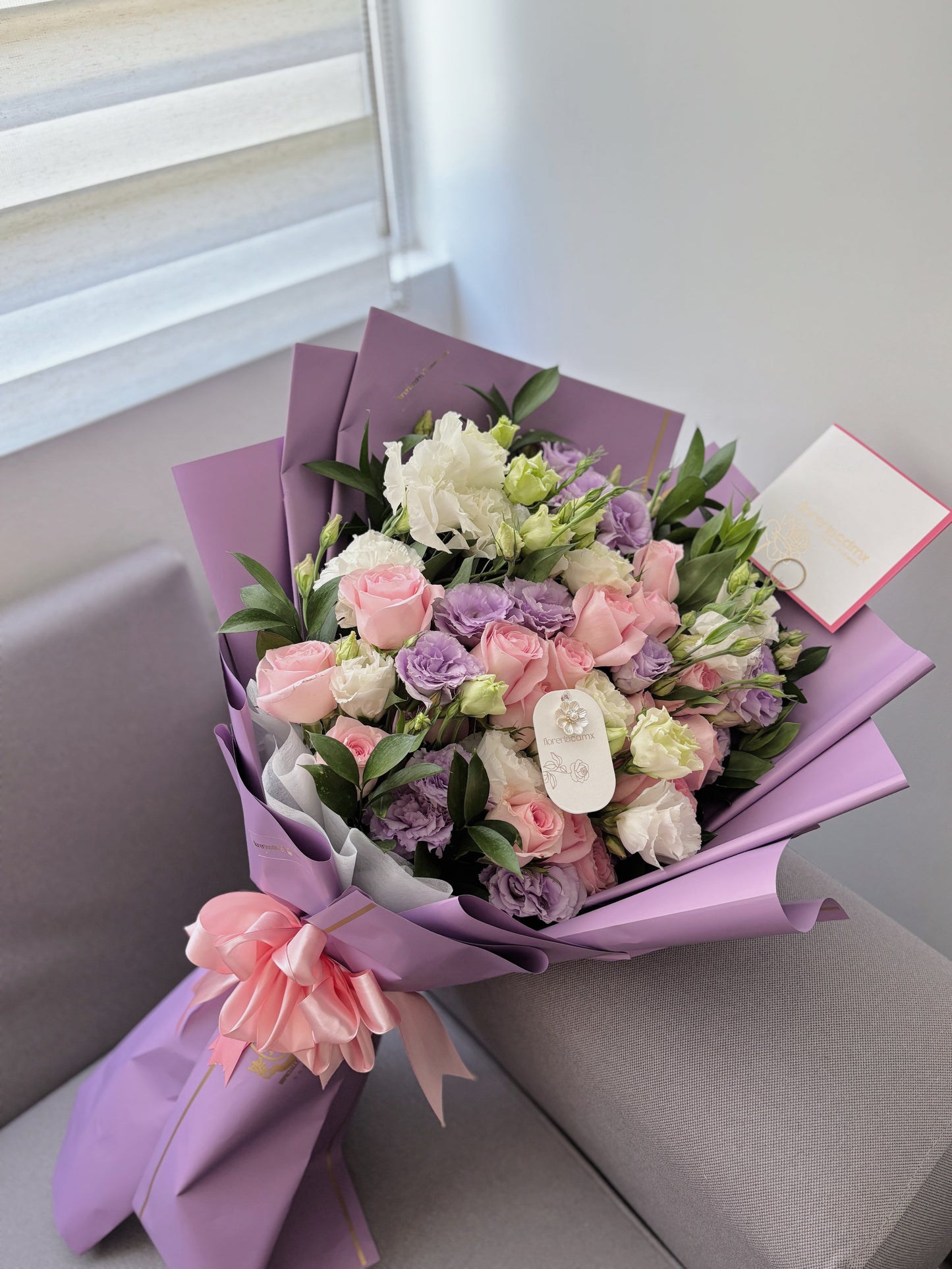 ENCANTO BOUQUET