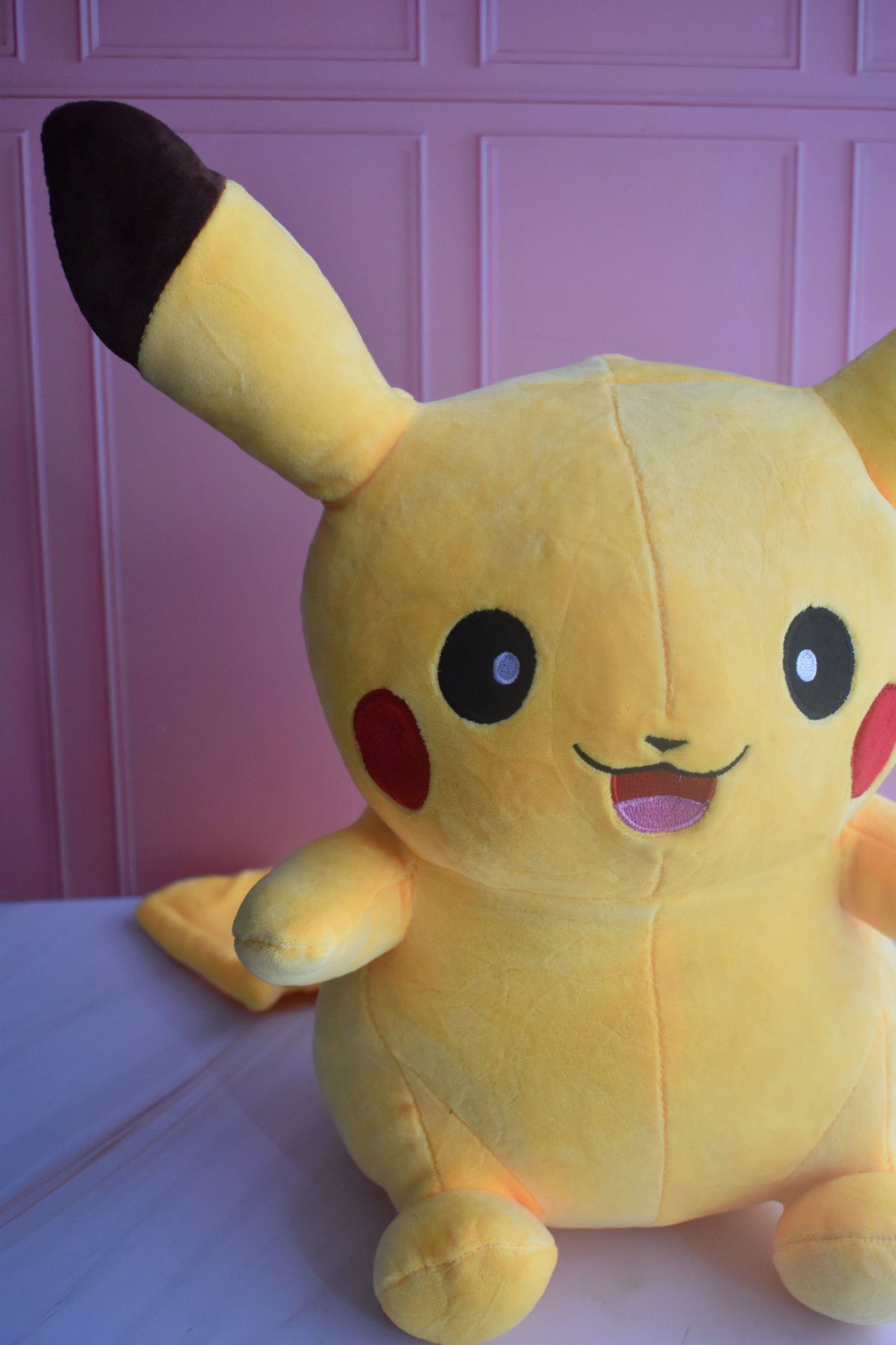 PIKACHU PELUCHE