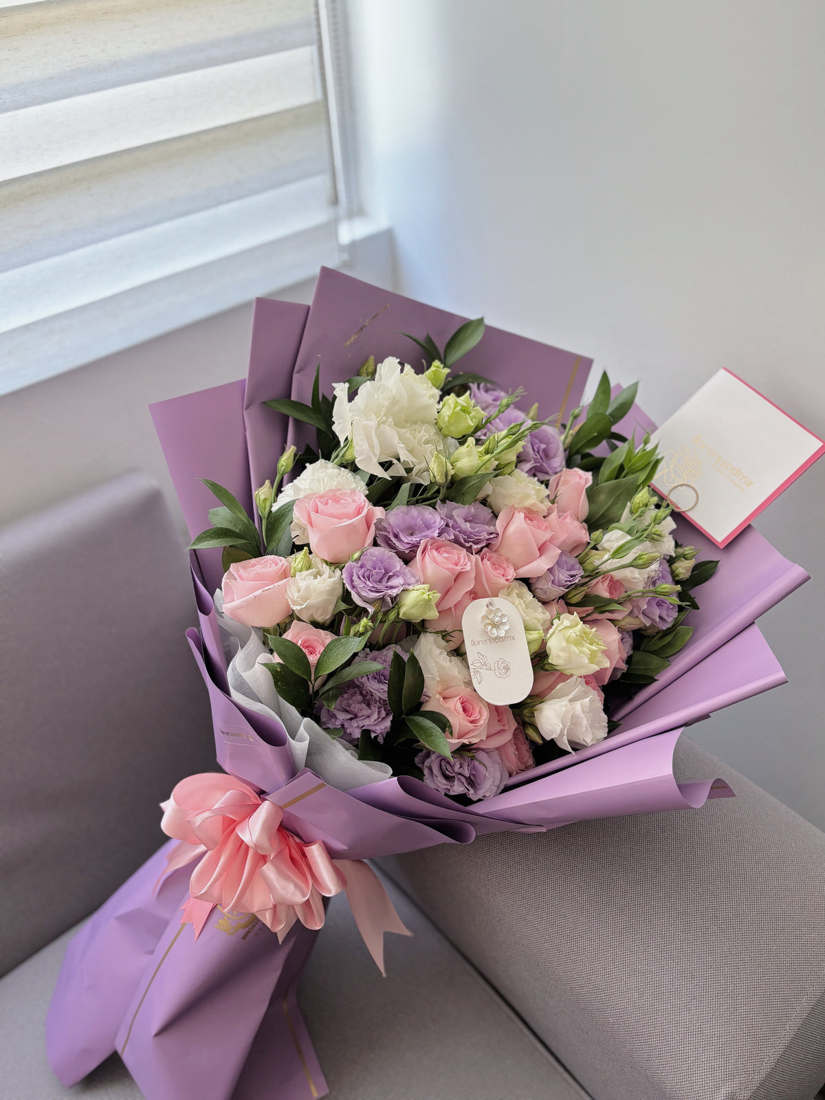 ENCANTO BOUQUET