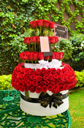 PASTEL DE 300 ROSAS
